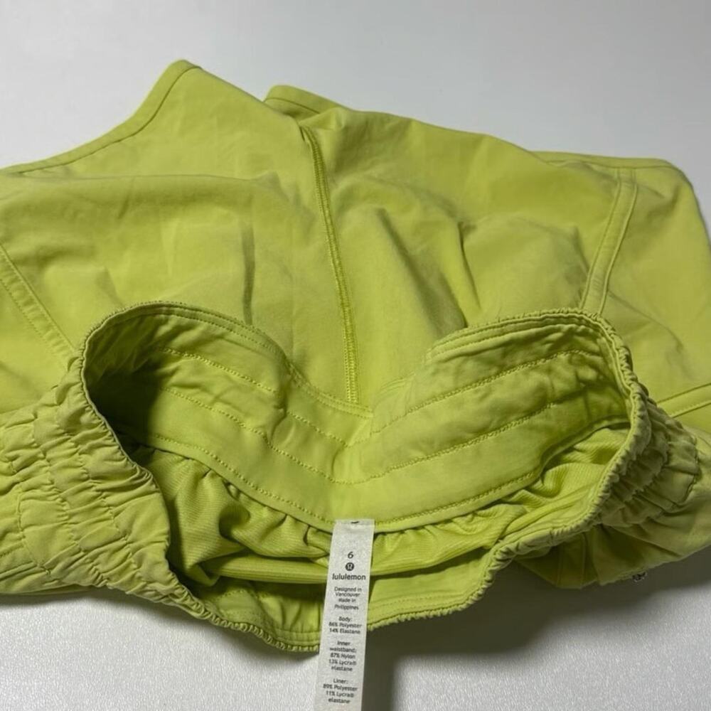 Lululemon Tracker Short 4" - Picture 7 of 7